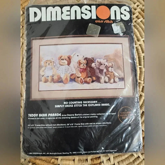 NWT Vintage Dimensions 1980s Bear Cottagecore Cross Stitch Kit - Picture 1 of 7